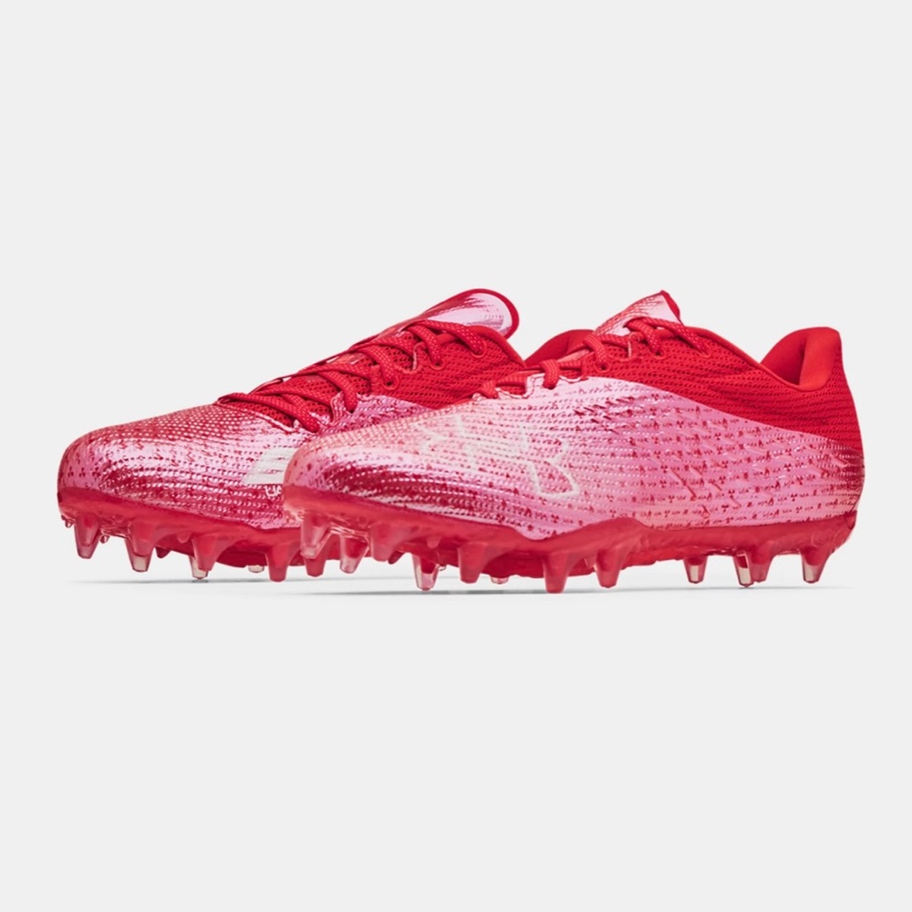 Mens size 11 Under Armour Blur Smoke football cleats.